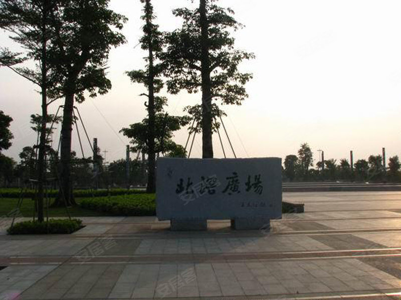 美的君兰江山最新房价