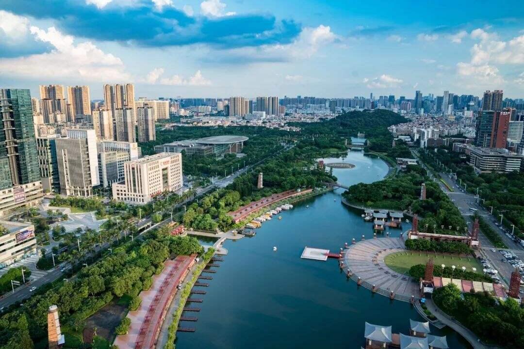 2025年新澳门生肖走势图,澳门生肖走势图与未来的预测，2025年展望